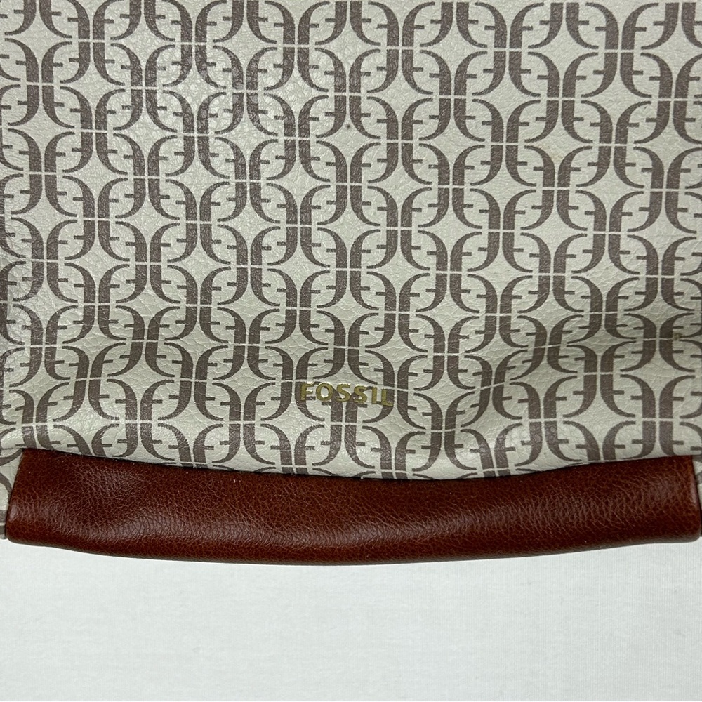 Fossil Skylar Crossbody Handbag Leather Womens Purse Gray Logo All Over Print - Picture 2 of 8